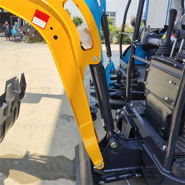 W13 - 1.3 Ton Mini Excavator