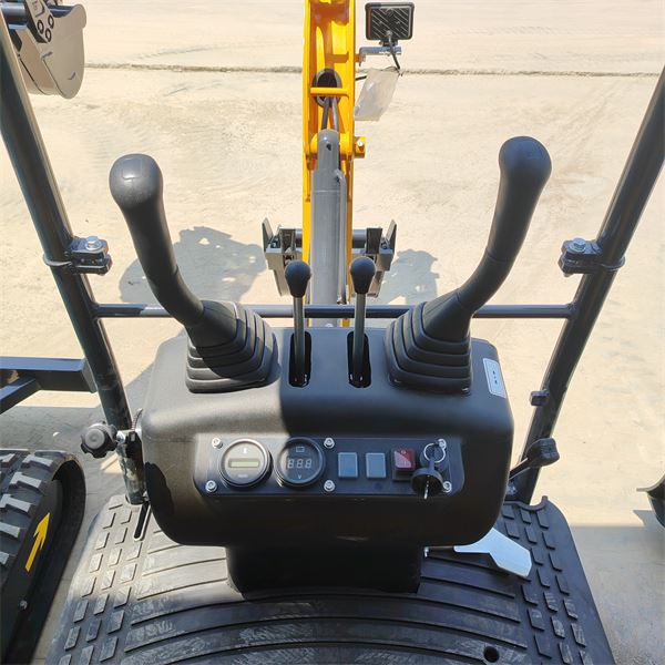W13 - 1.3 Ton Mini Excavator