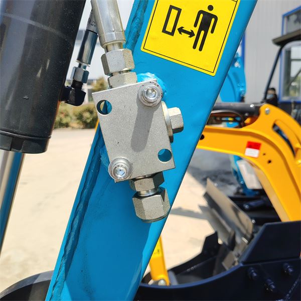 W18 - 1.8 Ton Mini Excavator