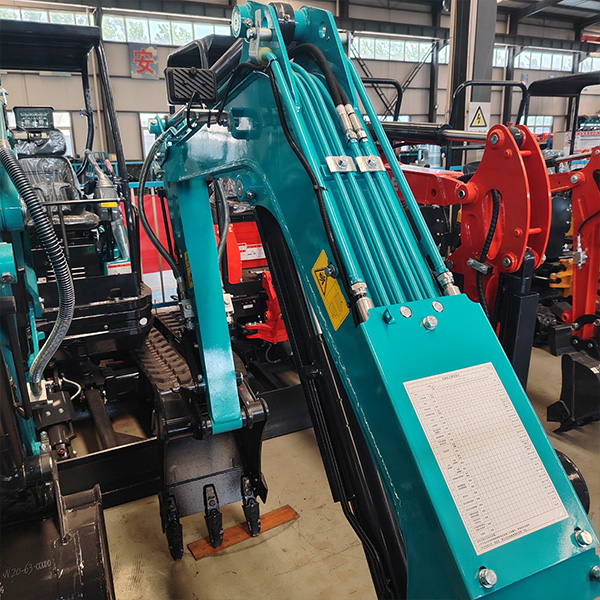 W25 Pro - 2.5 Ton Mini Excavator