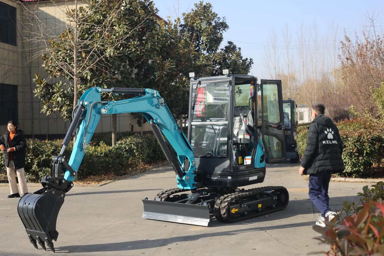 The Benefits of Small Excavators: Affordable, Easy to Operate, and Efficient